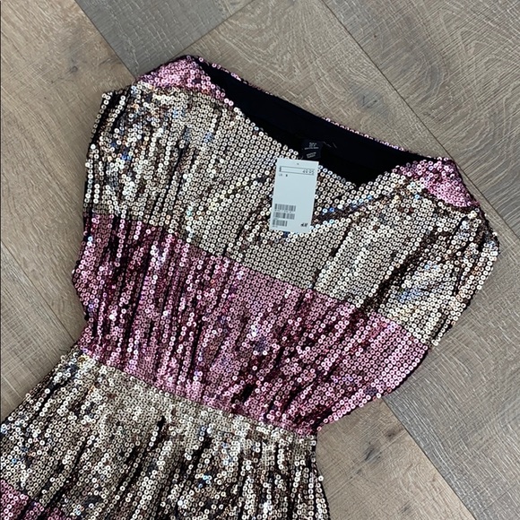 H&M size S sequin dress (NWT) - Picture 2 of 6